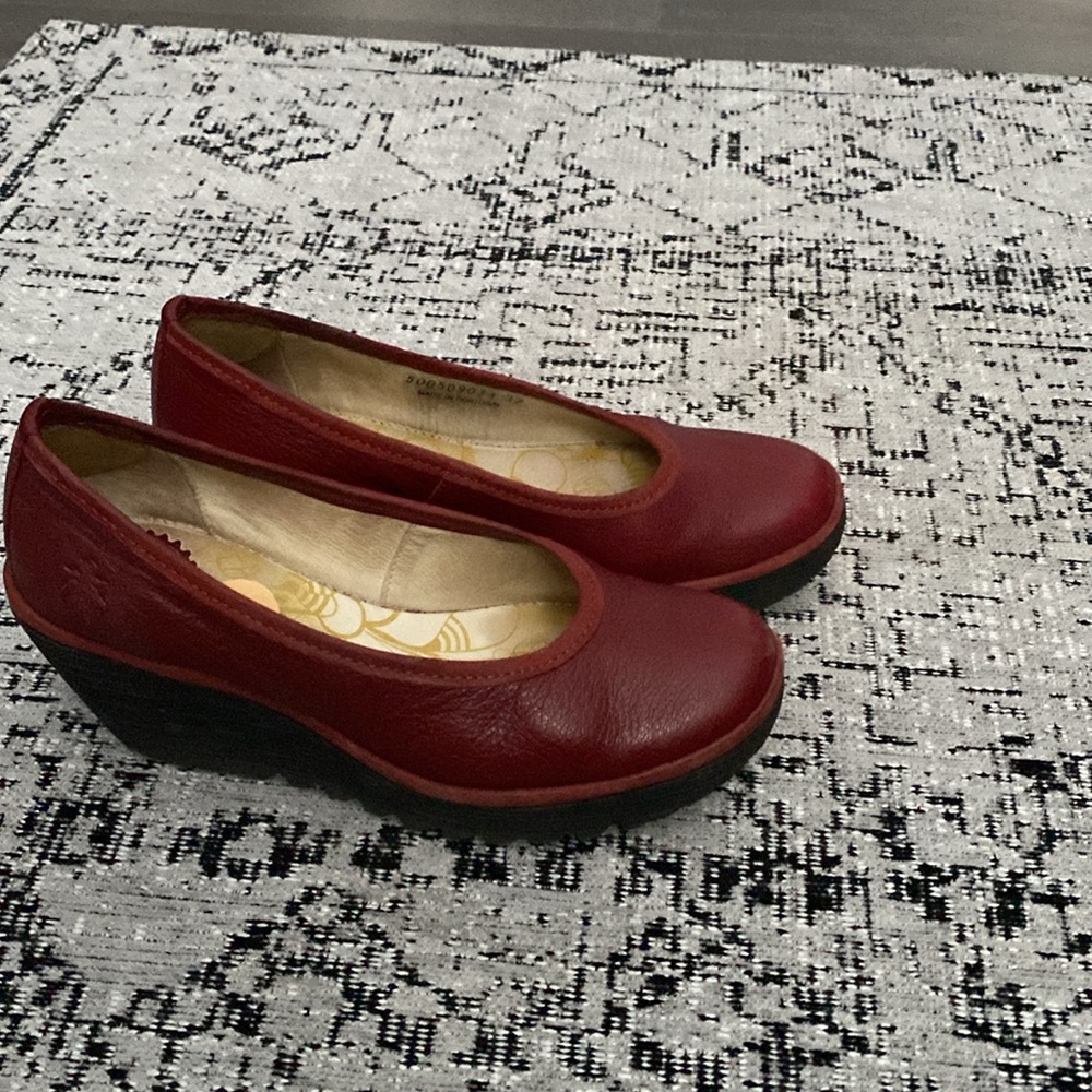 Fly London shoes - Picture 6 of 6